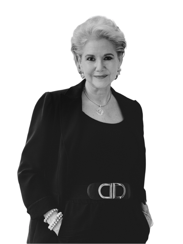 Marian Iglesias, Founder